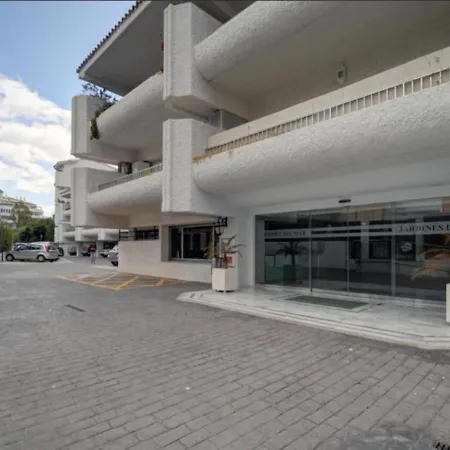 Luminoso En Segunda Linea Playa 436 Marbella