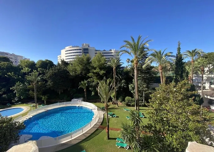 Luminoso En Segunda Linea Playa 436 Marbella